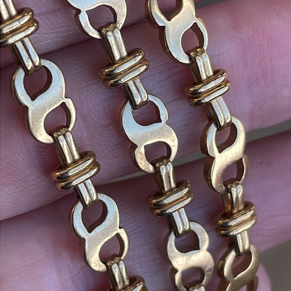 Vintage Gold Tone 31 Inch Fancy Link Chain Necklace - Picture 7 of 7
